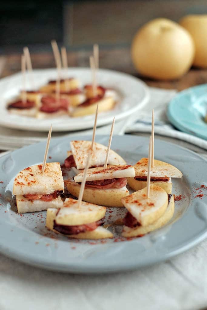 Looking for a unique paleo appetizer? Look no further. We have you covered here with these quick and easy pear and bacon bites. Salty, sweet, and easy! | Paleo, clean, & easy! | realsimplegood.com