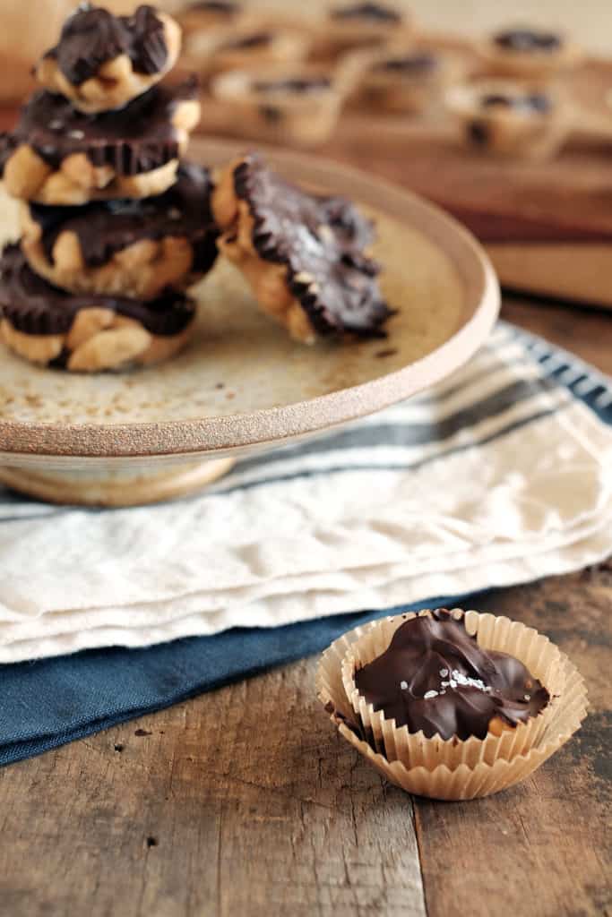 Salted chocolate caramel cashew clusters