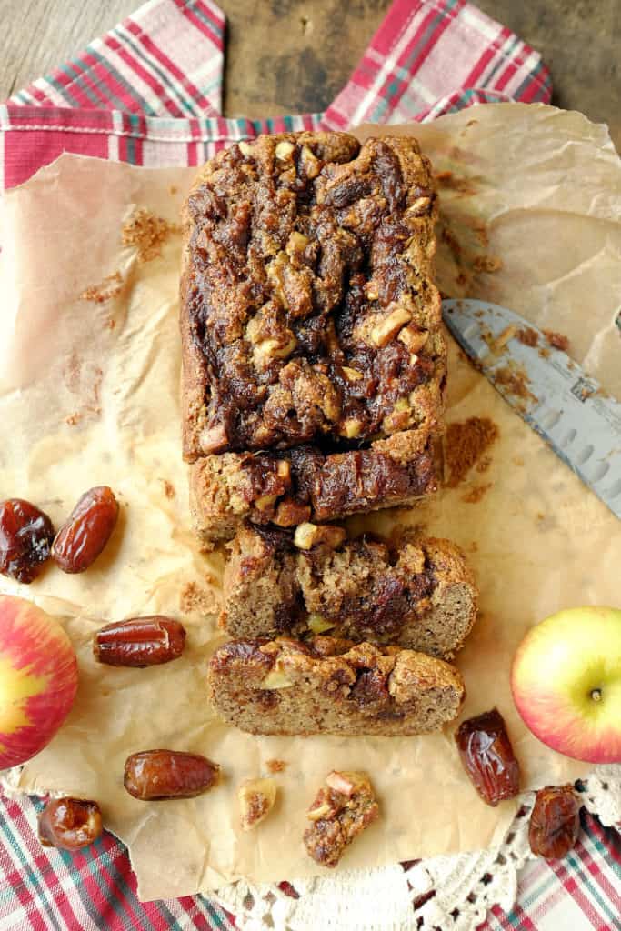 This cinnamon apple streusel bread tastes like a cinnamon roll that is taken up a notch with apple chunks. It's an easy to make Paleo treat! | Paleo, Gluten-Free, and Refined Sugar-Free. | realsimplegood.com