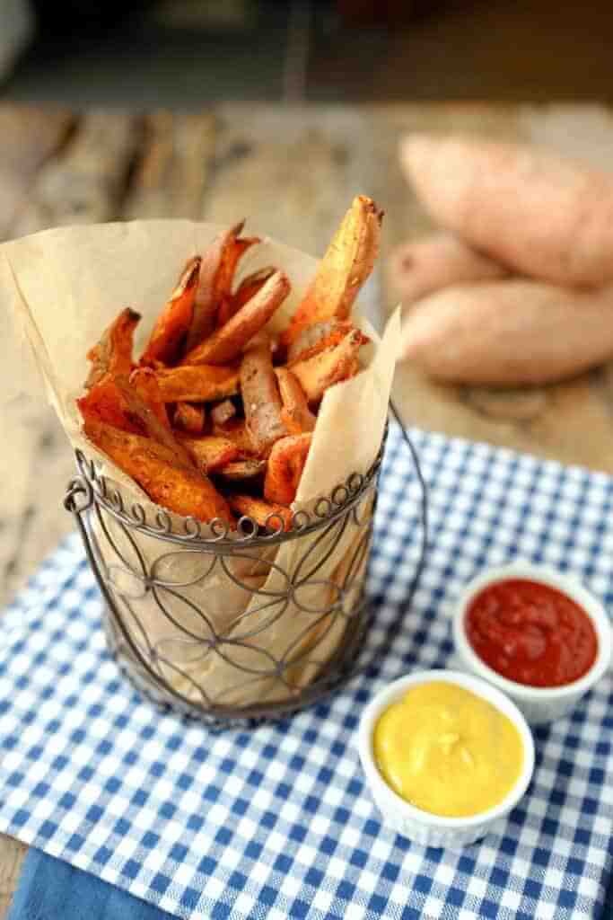 Who doesn't love sweet potato fries?! Our Paleo + Whole30 simple sweet potato fries are yet another sweet and salty combo, you really can't go wrong. Paleo + Whole30. | realsimplegood.com