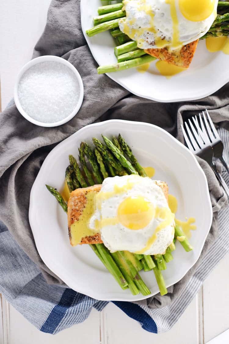 We love salmon, and we usually try to have it about once a week. This roasted salmon and asparagus with hollandaise sauce is our latest craze! Paleo + Gluten-Free. | realsimplegood.com
