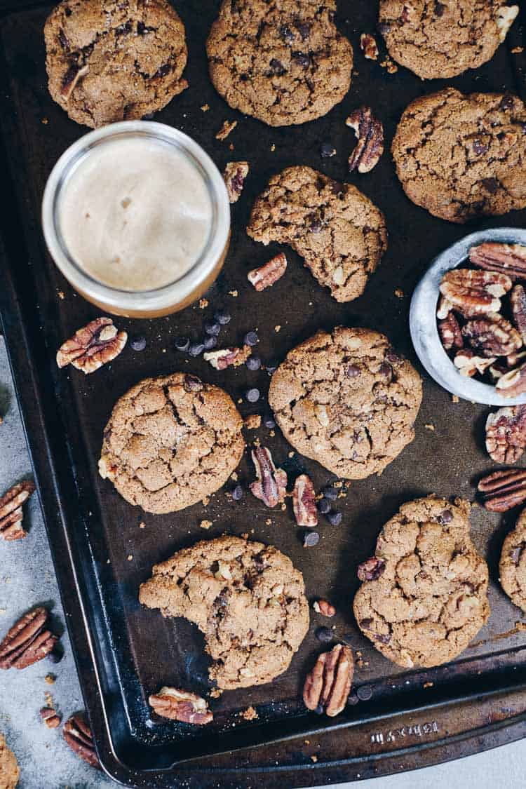 These Paleo chocolate chip pecan cookies are the perfect combo of salty and sweet, and easily a crowd pleaser! Gluten-Free + Dairy-Free. | realsimplegood.com