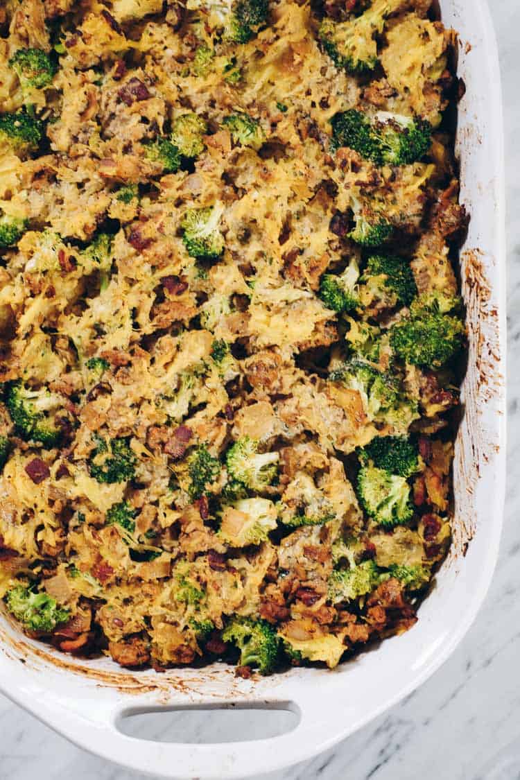 This Paleo and Whole30 Creamy Bacon Ranch Chicken Casserole is all you need to know this fall and winter. It's a healthier, creamy and dairy-free casserole! | realsimplegood.com