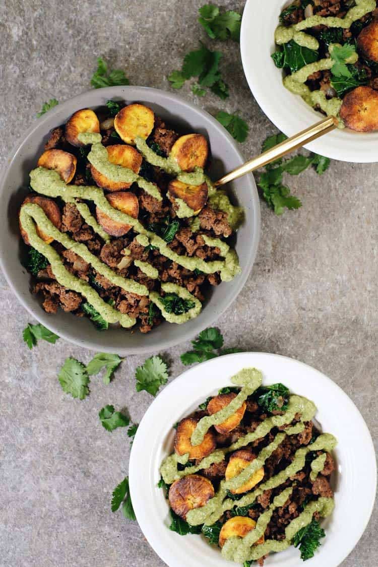 These Paleo and Whole30 ground beef and plantain bowls are a simple, no-fuss preparation and great for folks new to cooking with plantains. Paleo + Whole30 | realsimplegood.com