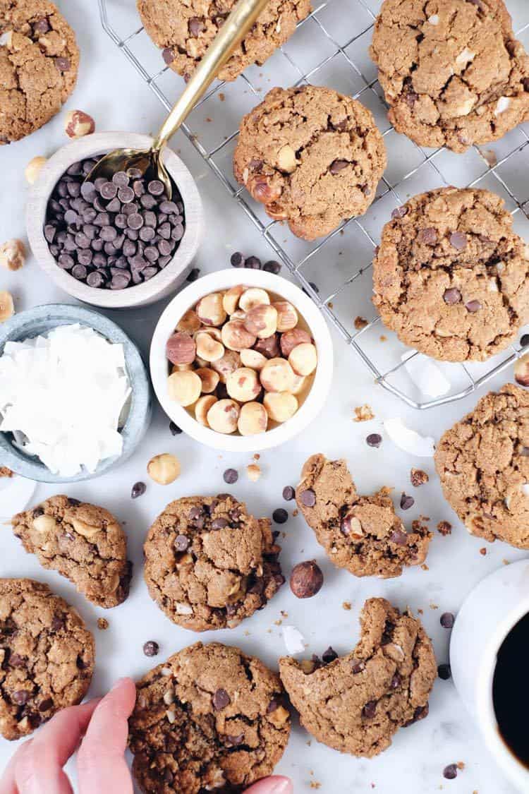 Want a salty-sweet treat without spending a ton of time in the kitchen? These hazelnut chocolate chip cookies are about to be your jam! Paleo, Gluten-Free, Dairy-Free + Refined Sugar-Free. | realsimplegood.com