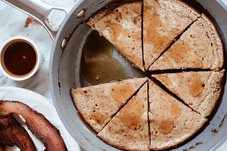 This grain-free healthy french toast recipe is so delicious, you won't believe it doesn't use bread! It's really just a french toast bake that is super easy to make and ready to eat in about 20 minutes! It's grain-free, refined sugar-free and Paleo friendly! | realsimplegood.com #paleo #paleobreakfast #grainfree