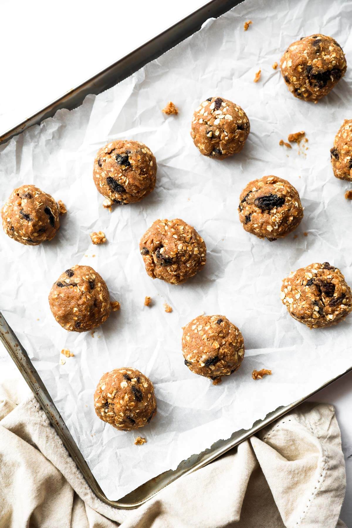 Healthy Vegan Oatmeal Raisin Cookies - 56