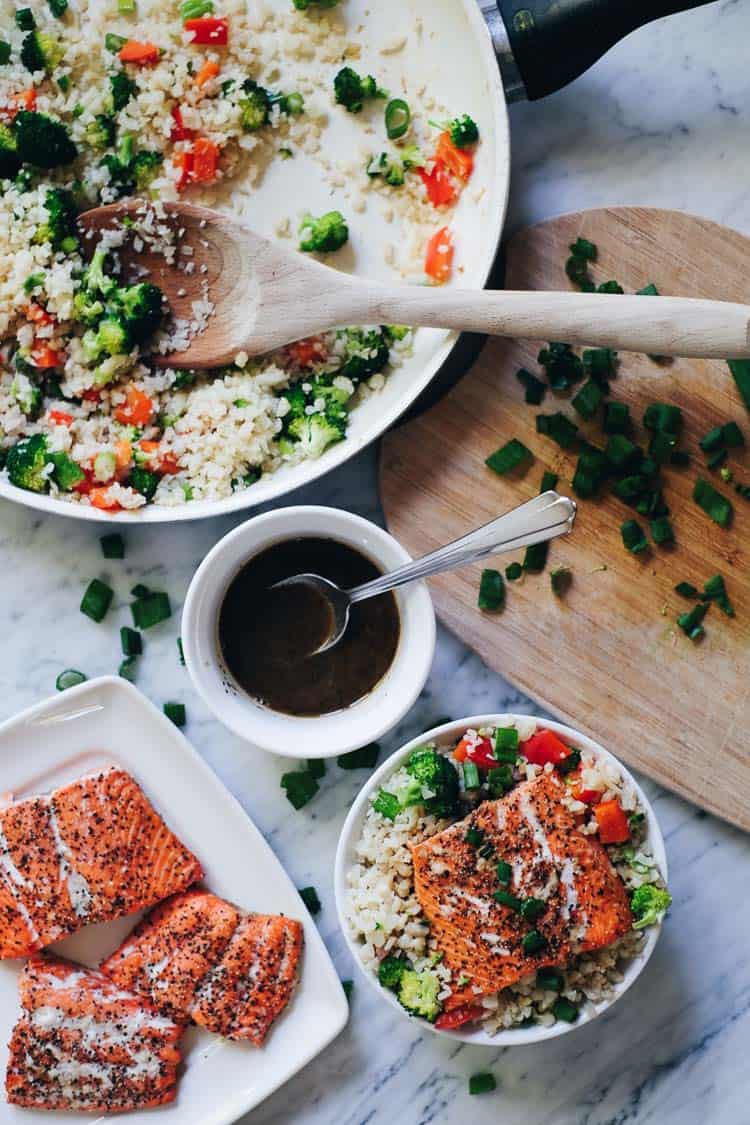 These honey ginger salmon bowls are not only a tasty way to enjoy salmon, but also quick and easy to make! They are Paleo, Gluten-Free and Soy-Free. | realsimplegood.com