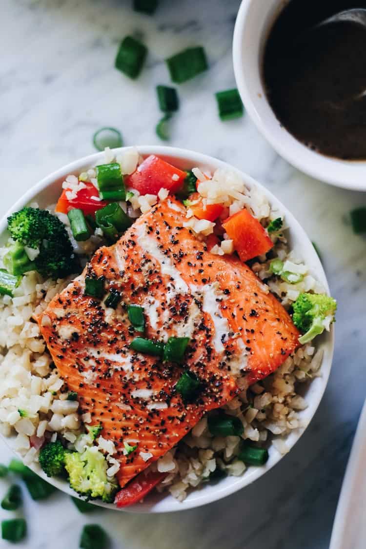 These honey ginger salmon bowls are not only a tasty way to enjoy salmon, but also quick and easy to make! They are Paleo, Gluten-Free and Soy-Free. | realsimplegood.com
