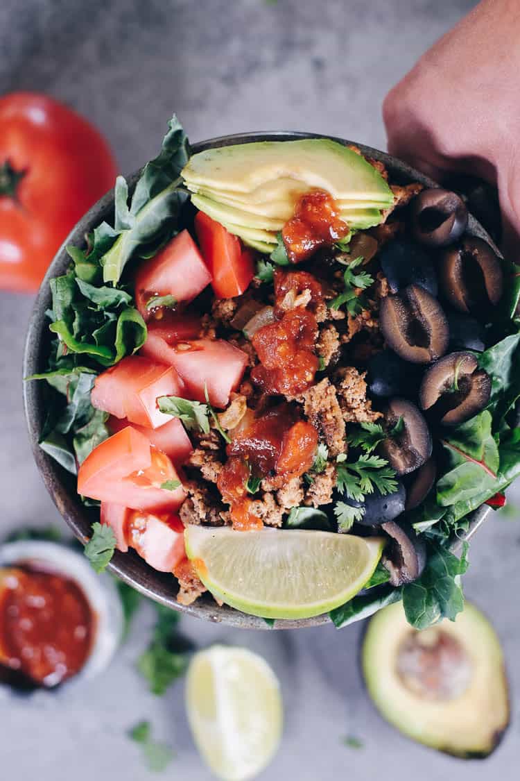I really love taco everything, and this quick and easy Whole30 and Paleo taco salad is a bowl full of goodness I could eat anytime of day! Paleo, Whole30 + Gluten-Free. | realsimplegood.com